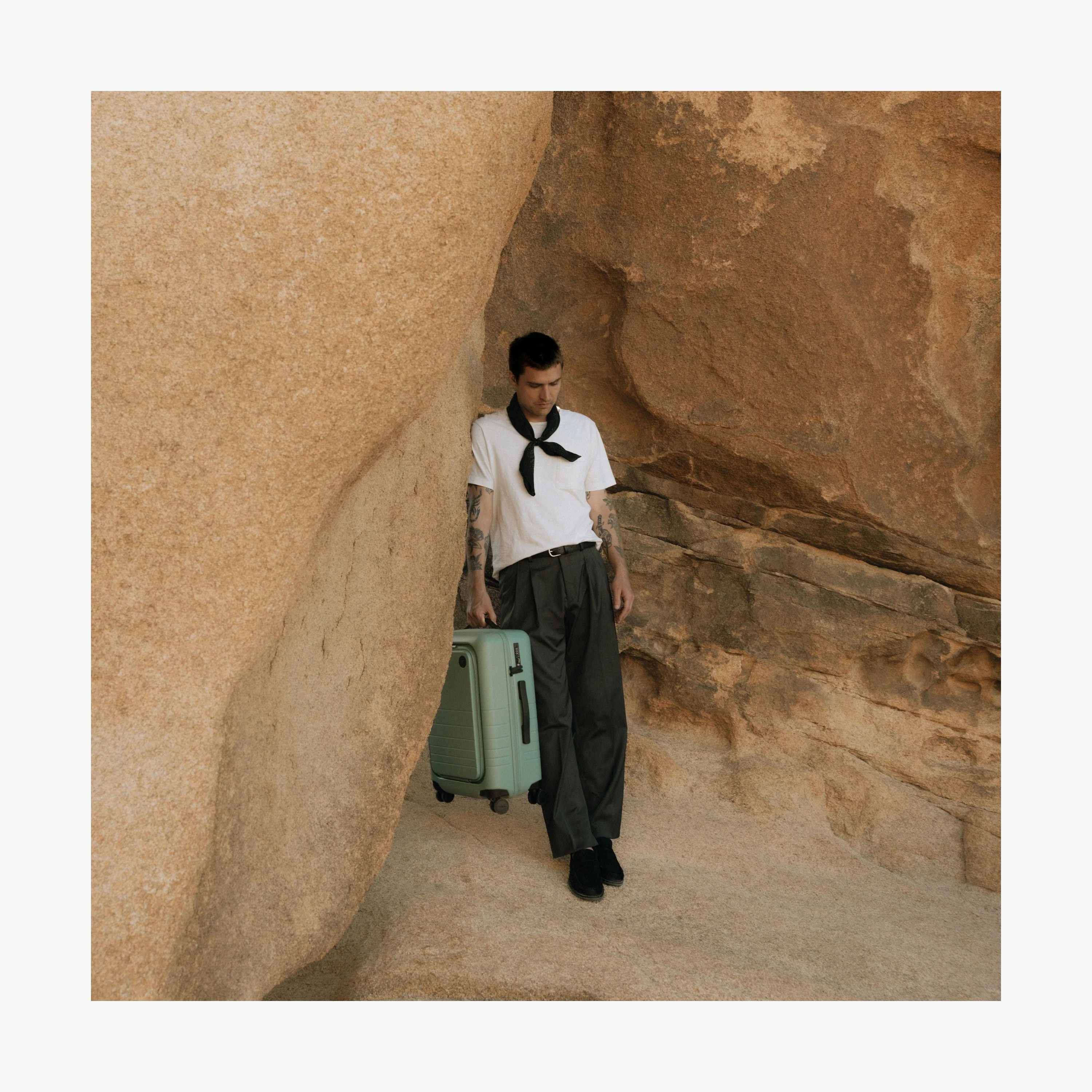 Check-In Medium - Image 88